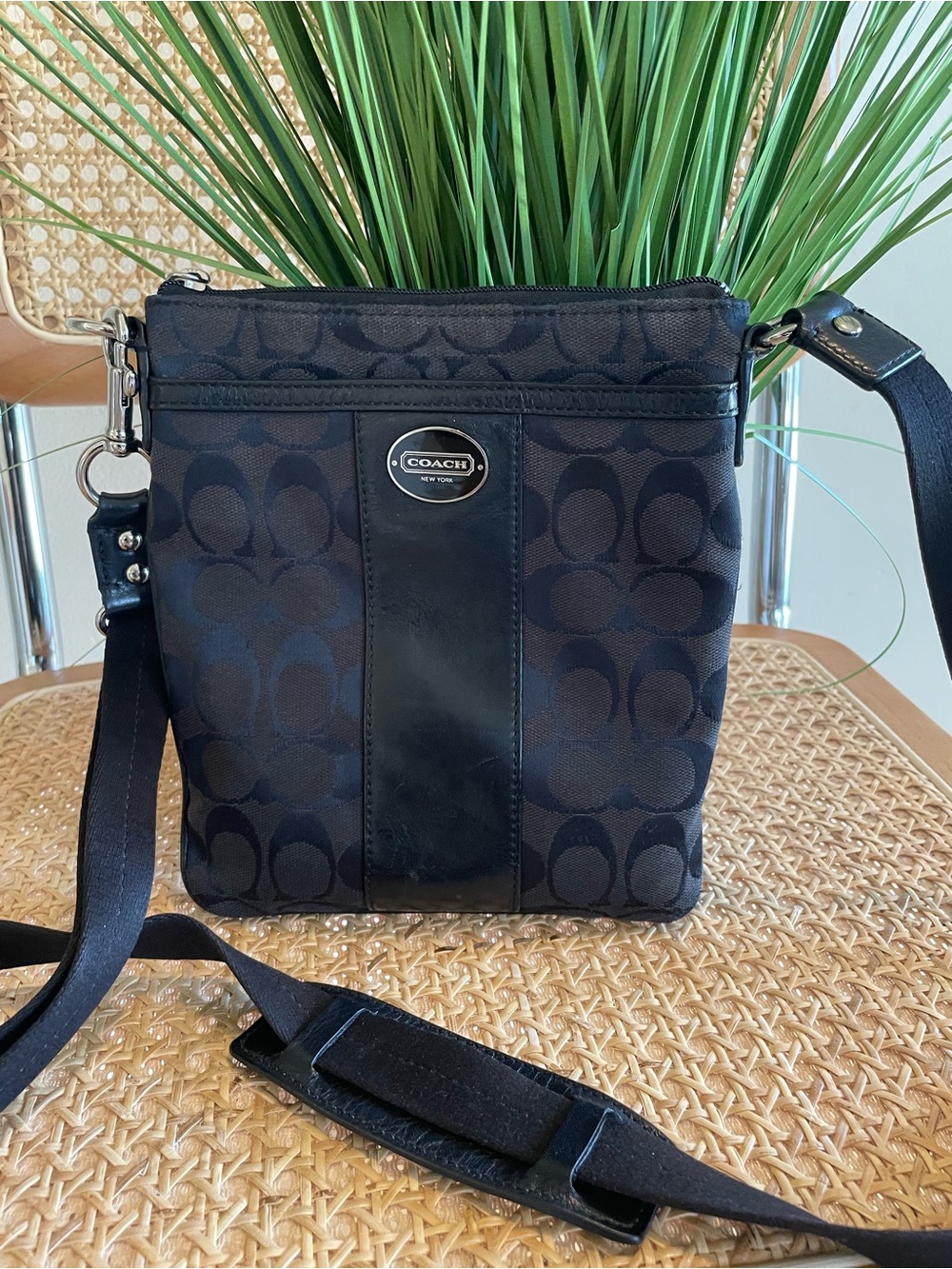 Coach Black/Charcoal Signature Swingpack Crossbody Bag Purse